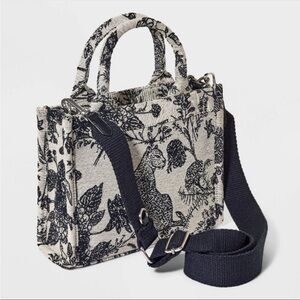 Small jacquard boxy tote handbag